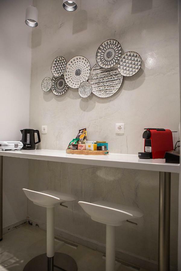 Unique Apartment In Glyfada Center Athens Ngoại thất bức ảnh