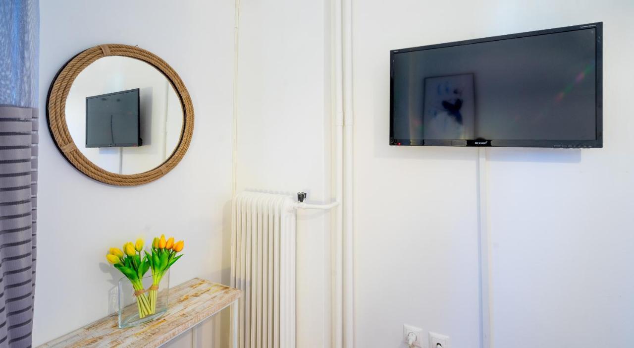 Unique Apartment In Glyfada Center Athens Ngoại thất bức ảnh